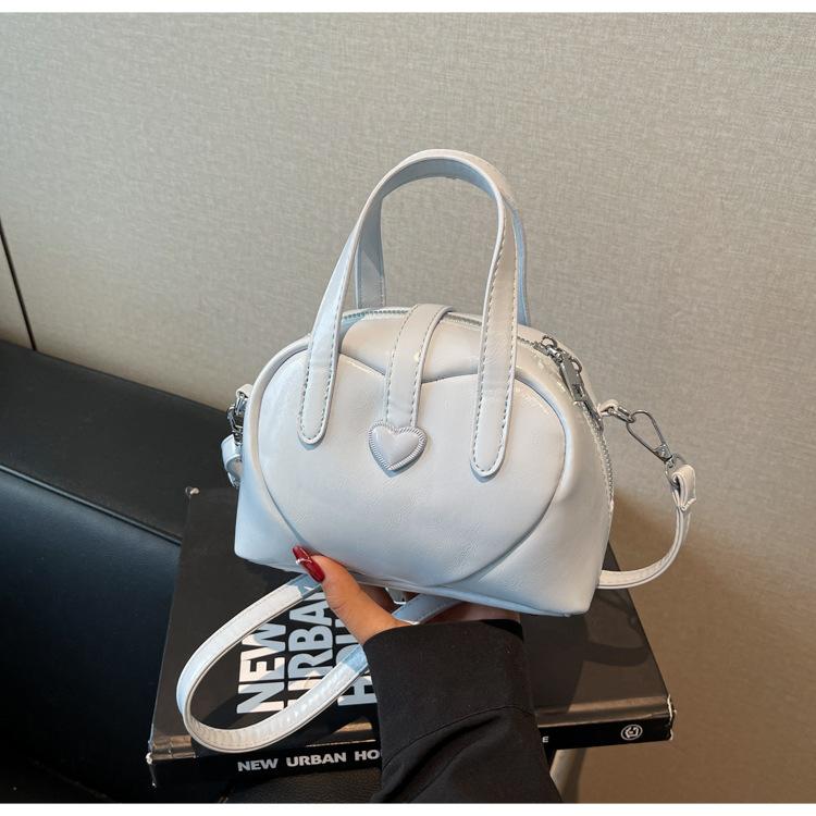 Exquisite niche bags women's bags summer popular versatile fashion women's messenger bags fashion handbags small bags