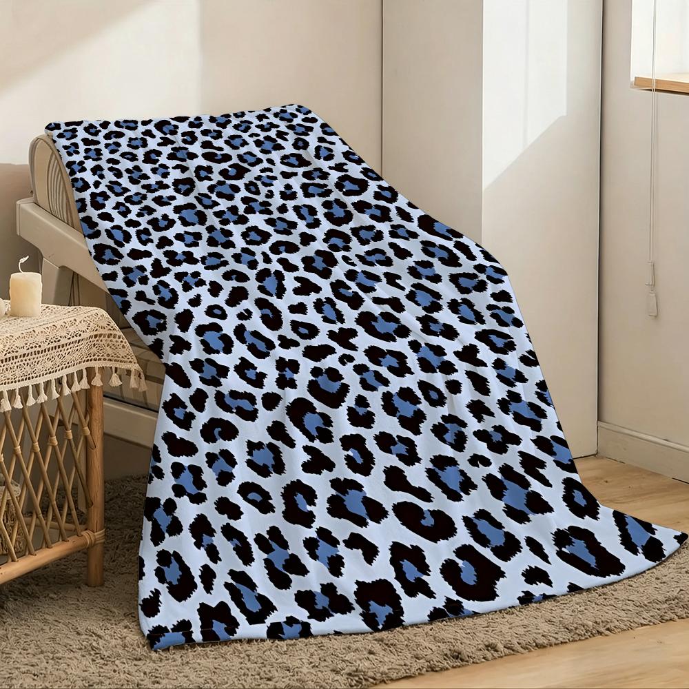 Leopard Print Throw Lightweight 240g Flannel Blanket Soft Skin-friendly for Summer Cooling