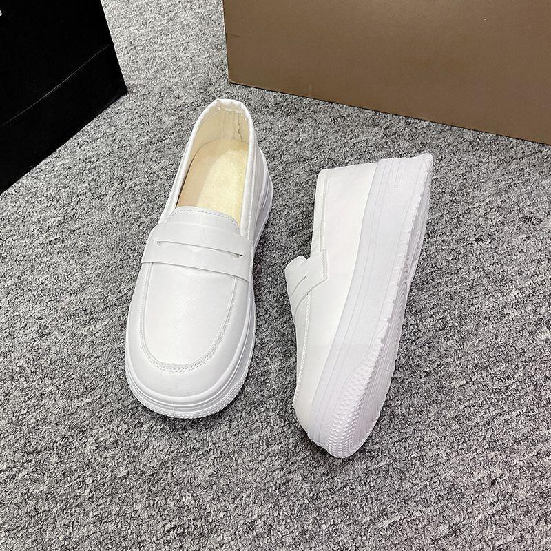 Hospital autumn and winter soft bottom breathable not tired feet deodorant non-slip stepping on shit feeling thick sole large size velvet nurse shoes