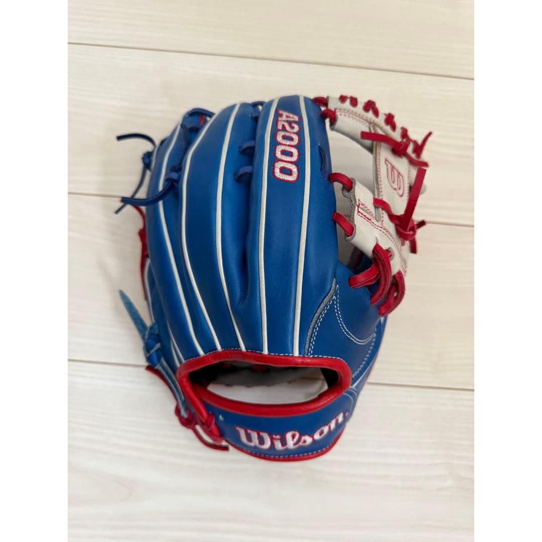 Used Wilson A2000 Infield Gloves Not released in Japan (Taiwan limited color)