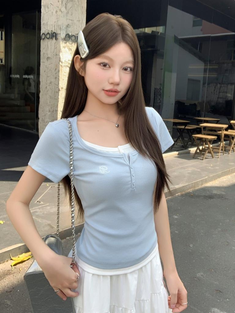 Small Front Shoulder Slim-fitting Spice Girl Top Summer New U-neck Fake Two Short-sleeved Niche Thin T-shirt Women