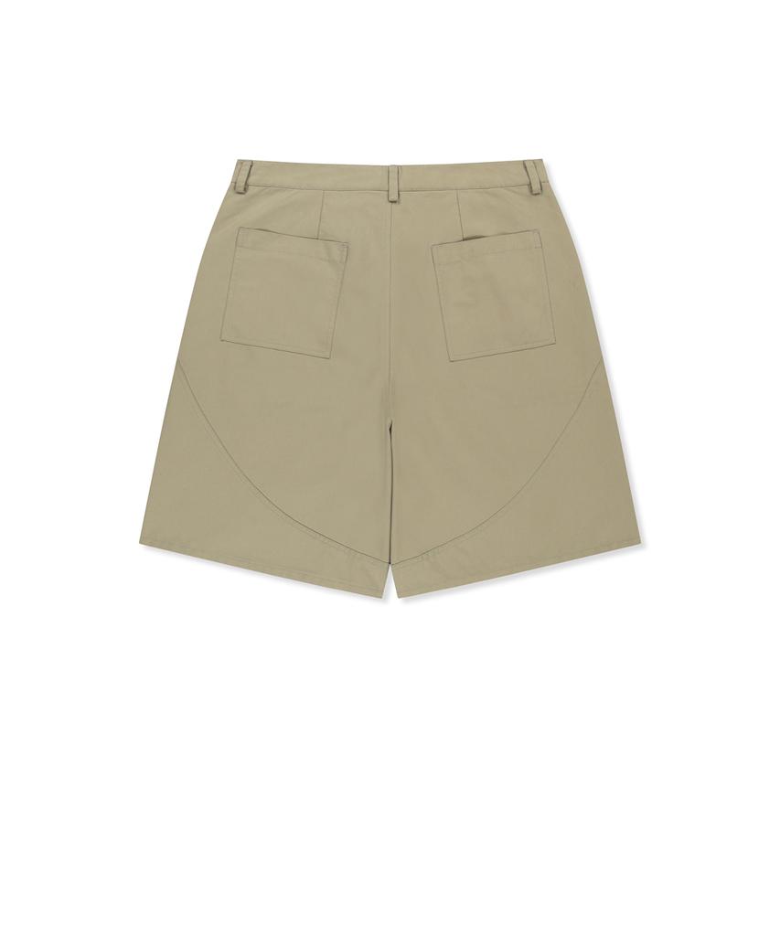Mattengkim Curved Seam Bermuda Pants For Men In Beige