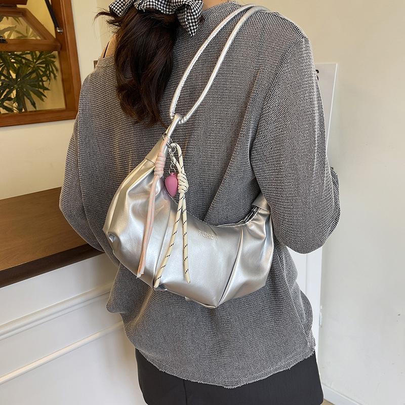 Fashionable Dumpling Shape Shoulder Bag For Women Street Trend Pu Material Zipper Opening Crossbody Purse For Daily Use
