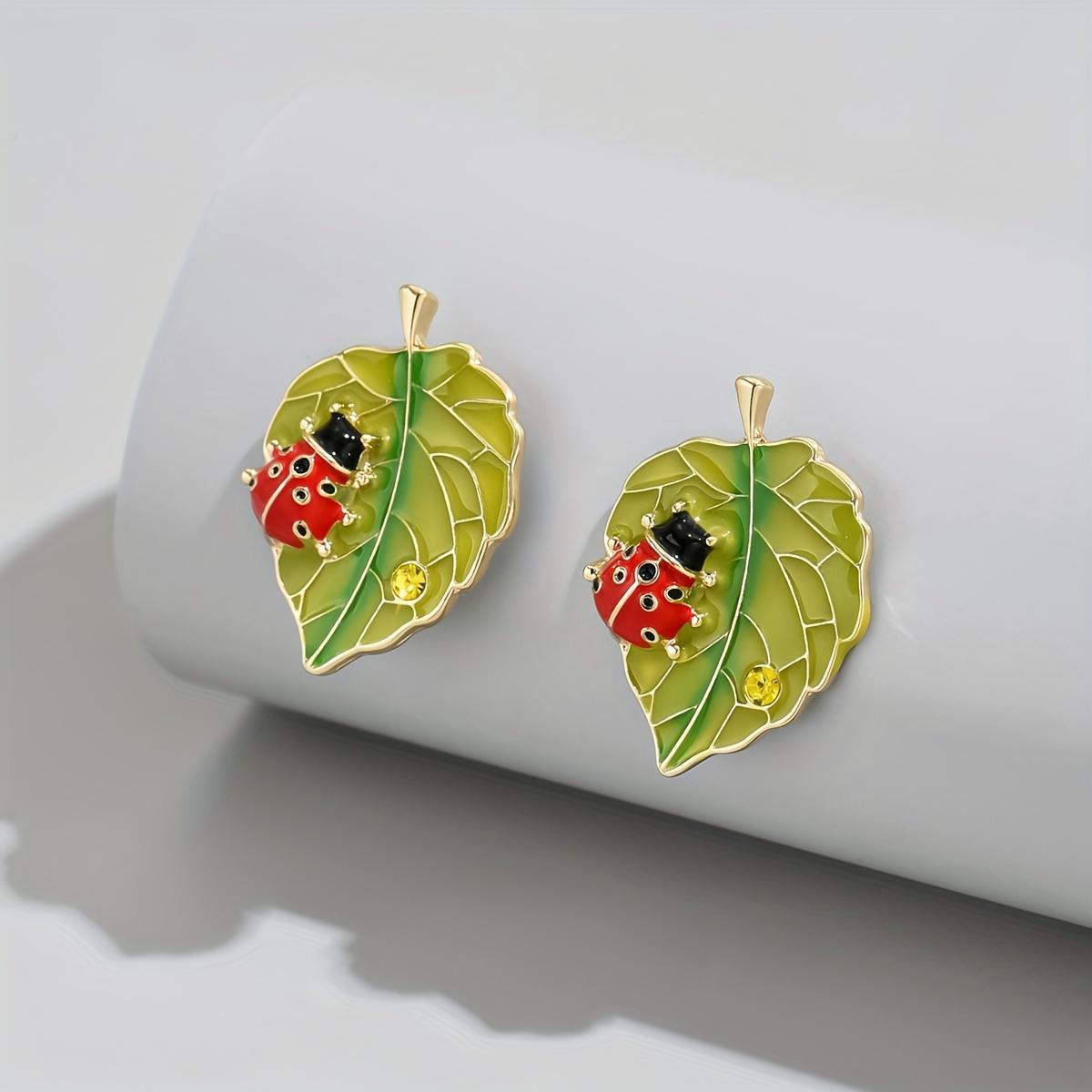 

Симпатичные стильные серьги с нишевым дизайном для женщин