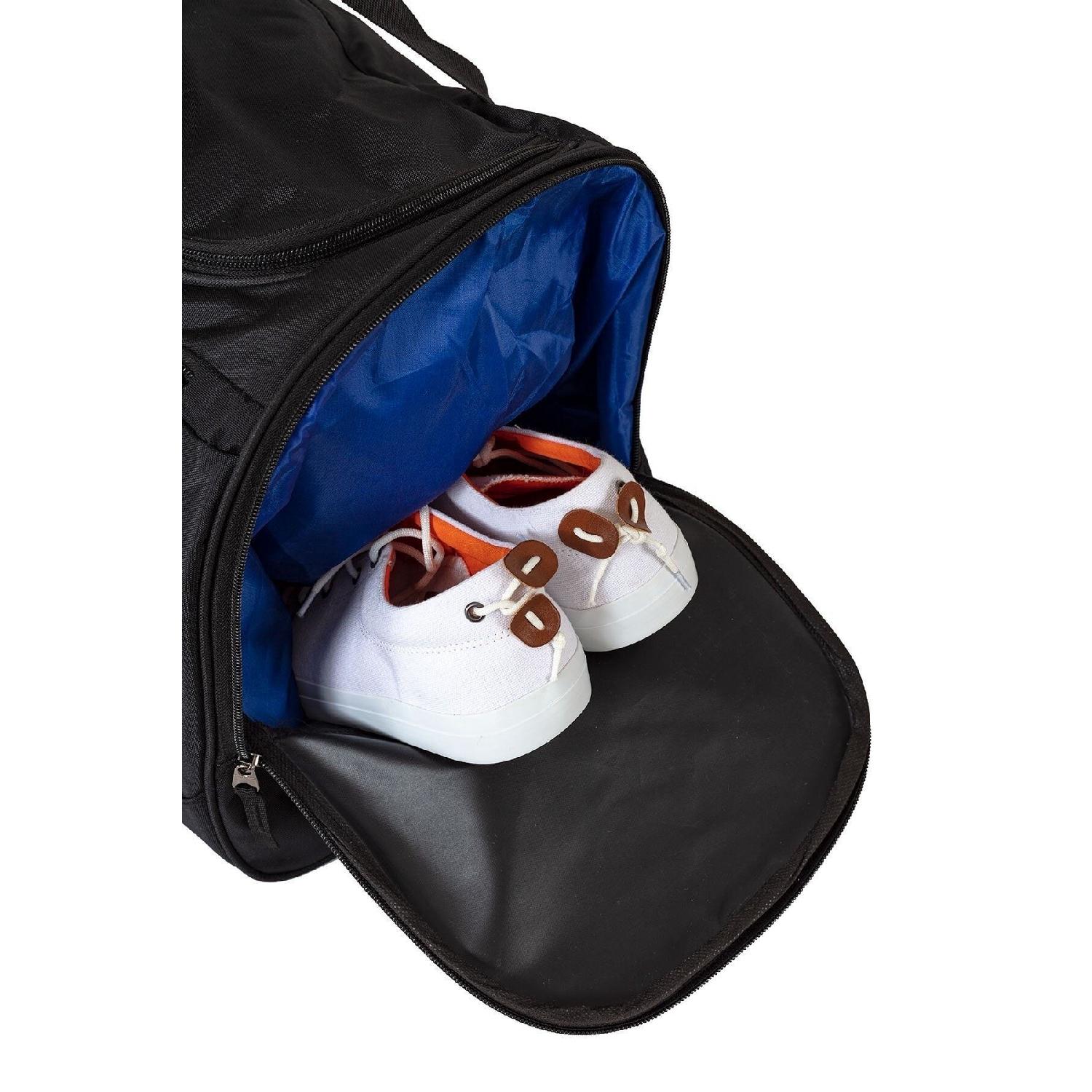 

Ventilated Sports Bag With Shoe Compartment
