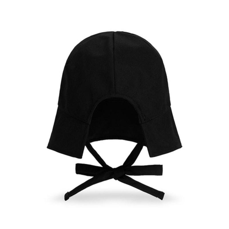 VARZAR VA Curved Oval Metal Bonnet Hat Black