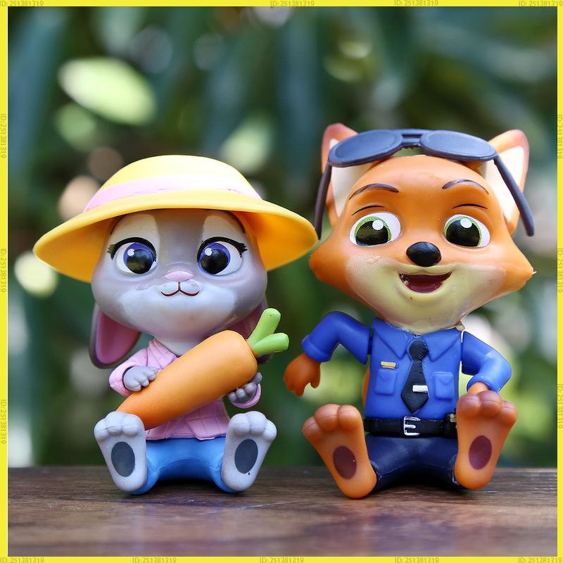 Zootopia Q Version Anime Figure Collectible Doll Nick Judy Clawhauser Elephant Desktop Ornament Cake Topper Kids Toy