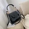 Fashion PVC Transparent Women Shoulder Bag Jelly Candy Summer Beach Handbag for female Messenger Bags Bolsa Totes bucket bag s