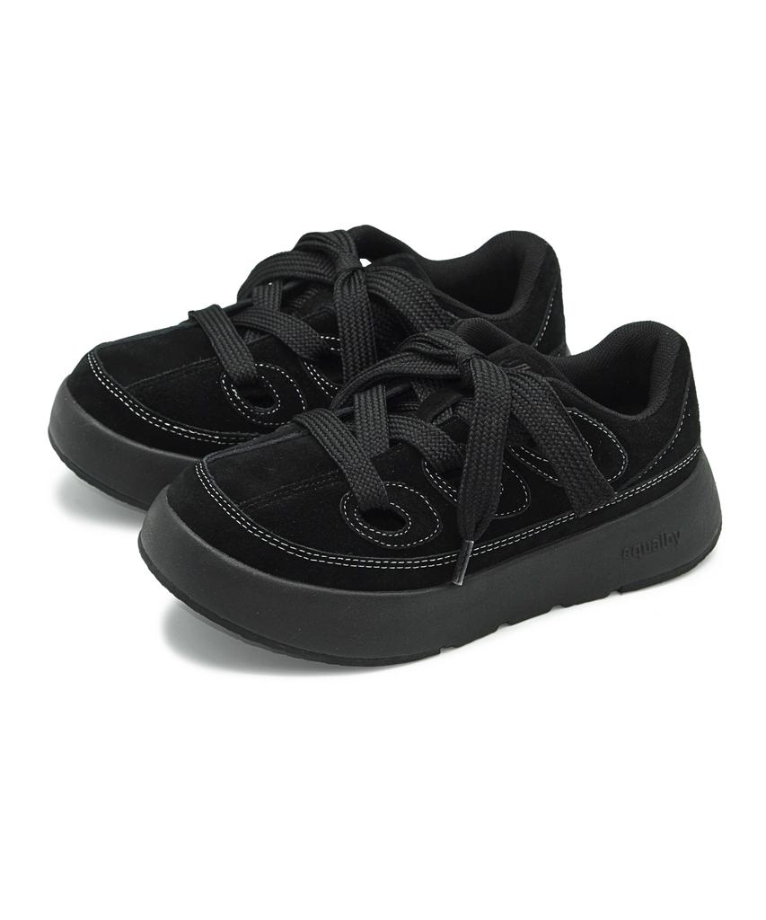 Equalby Tiocan / Black (+White Shoelaces)