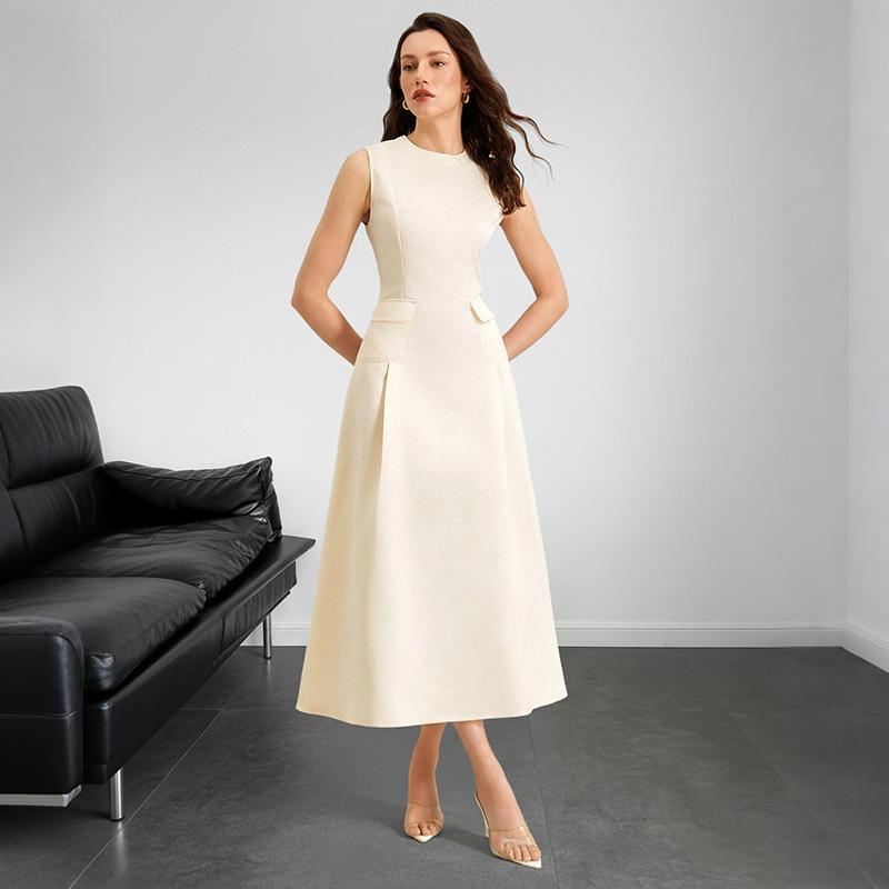 Une Nouvelle Robe Élégante Sans Manches A-line pour Femmes en Été