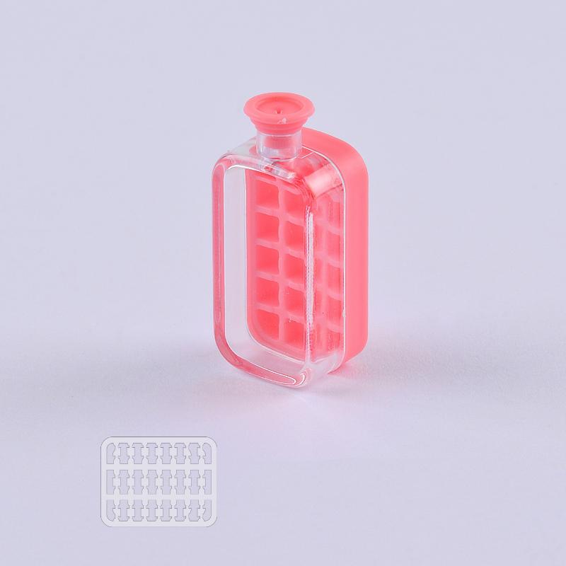 

1 Set Doll Accessories Miniature Dollhouse Mini Ice Cube Bottle Model Toys Simulation Ice Grid Ice Cup Ornaments as the picture