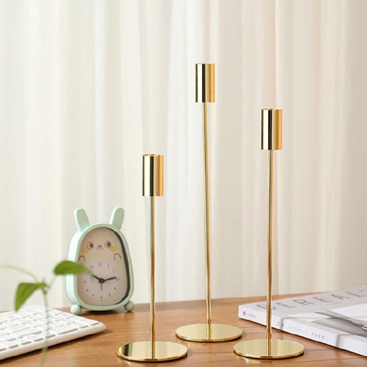 Iron Candle Holders Set 3Pieces French Type Elegant Candle Stands for Creative Inviting Space Decoration Elegant