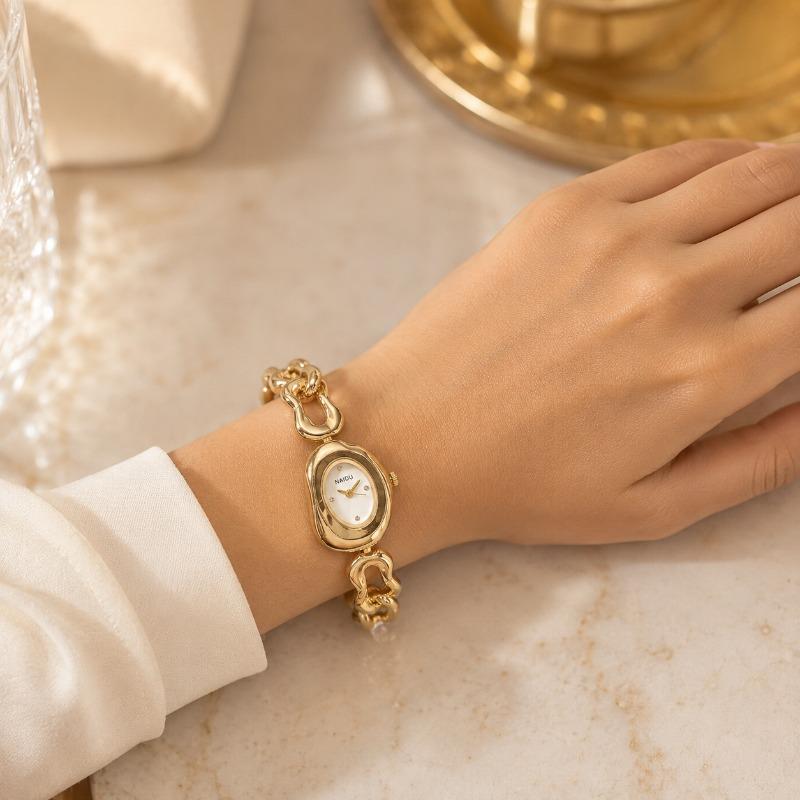Vintage Irregular Bracelet Watches for Woman Fashion Elegant Cheese Shape Ladies Watch Luxury Women Quartz Watch Zegarek Damski