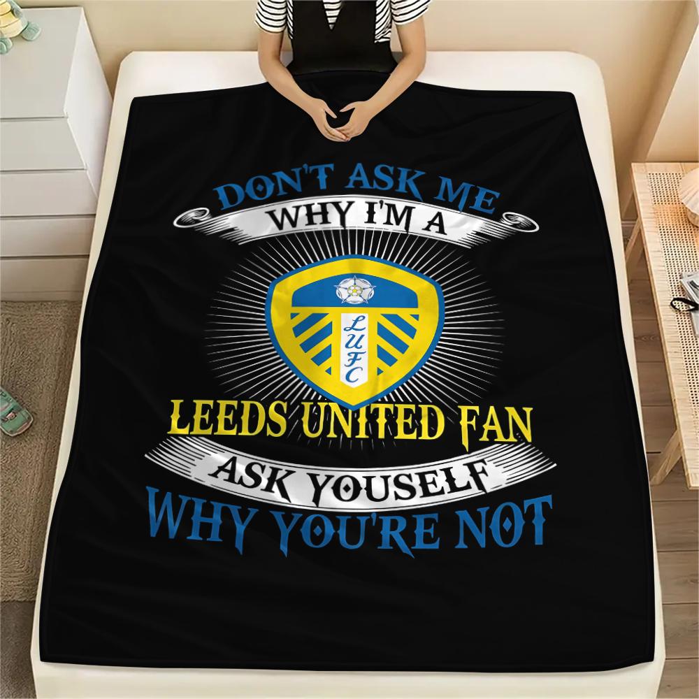 

1PC Leeds United Football Club Print Flannel Blanket, High quality All Seasons, Home Decor, Warmth and Comfort, Perfect for Christmas Gifts 80cm x 120cm