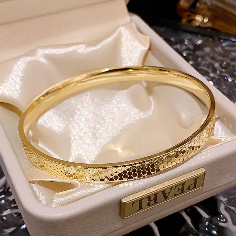 European and American Sparkling Geometric Bracelets, Light Luxury, High-end Fashion Bracelets