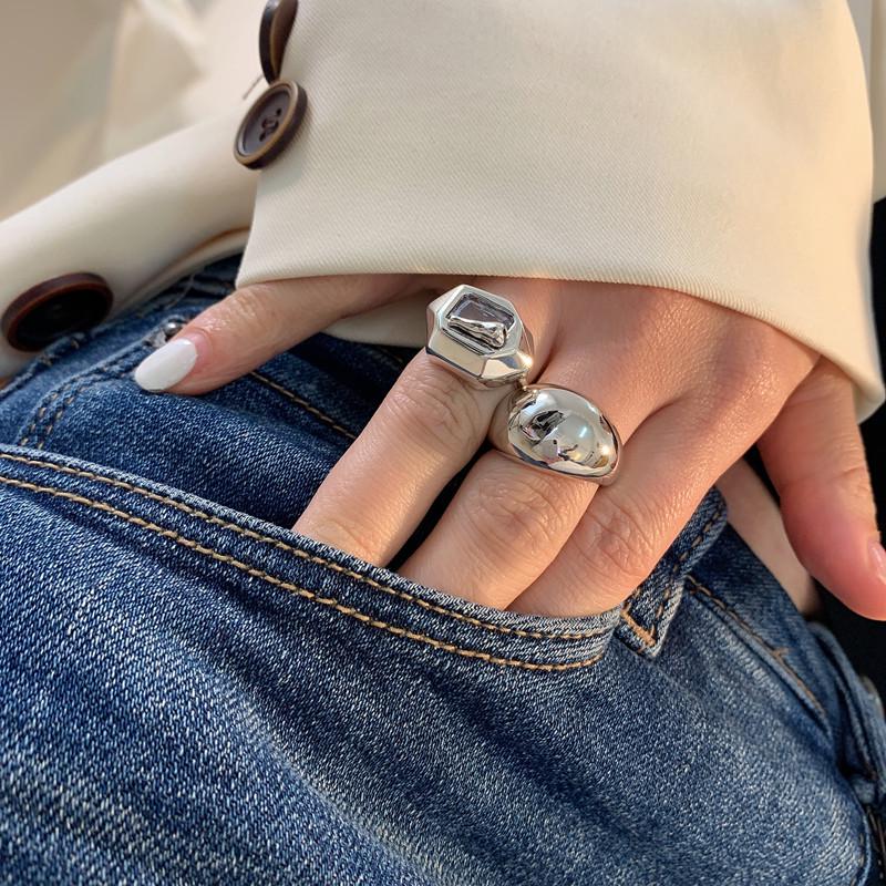 Glossy Geometric Irregular Adjustable Ring for Women - Trendy Retro Stackable Style