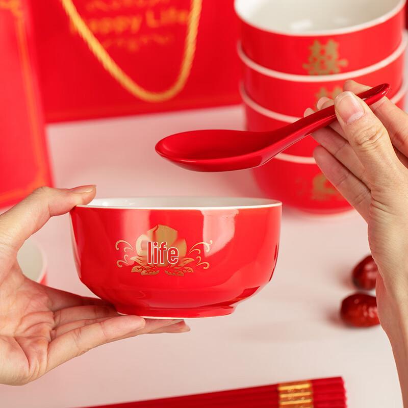 Chinese Red Ceramic Longevity Bowl Gift Set