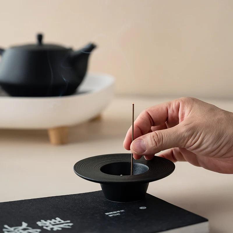 Japanese Ceramic Incense Burner Creative Design Simple Style Indoor Incense Holder For Home Zen Meditation Decor Gift Idea