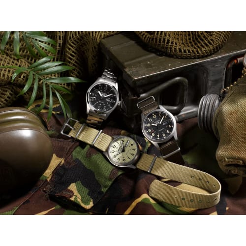 Seiko SRPJ81K1 Men's Automatic Watch with Manual Winding, Black, Overseas Model