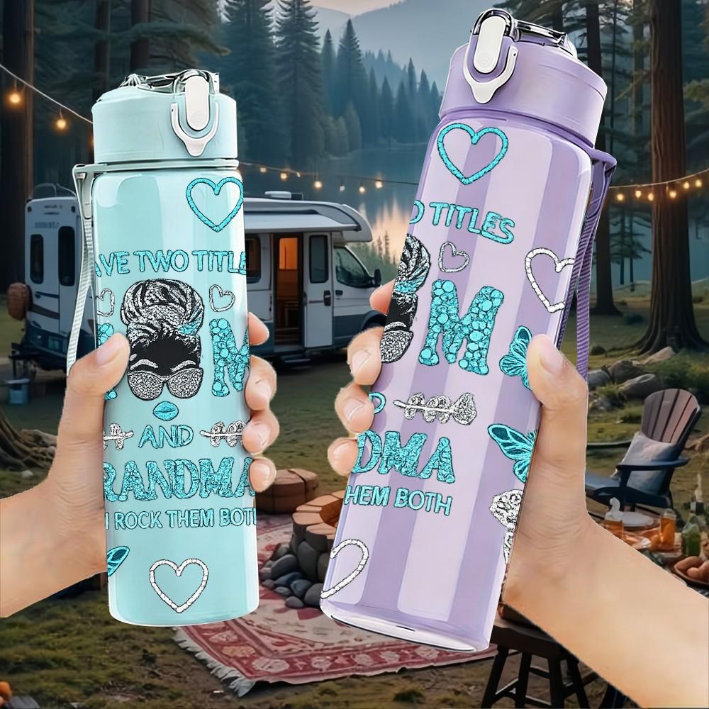 1PC If You See Me Mom Heart Quote Art 750ml Color Plastic Sports Water Bottle Leakproof Flip Straw Lid Suitable for Sports Office Home Use