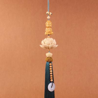 Pingente de Carro Decorativo Entalhado à Mão Lótus Ornamento Pendurado Espelho Retrovisor Acessório de Estilo de Carro para Boa Sorte
