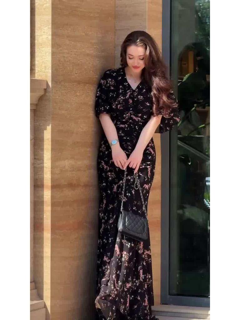 Elegantes Damen-Langarmkleid mit floralem Muster - Kollektion Frühjahr 2025