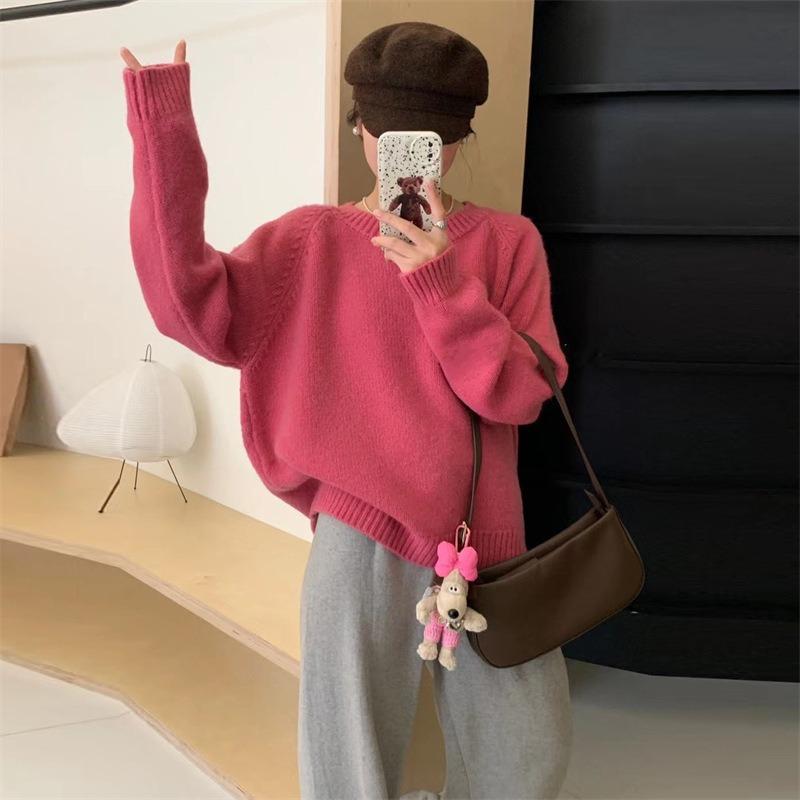 Autumn and winter new thick round neck labeling pullover sweater women's loose soft waxy solid color Korean version knitted sweater top outside
