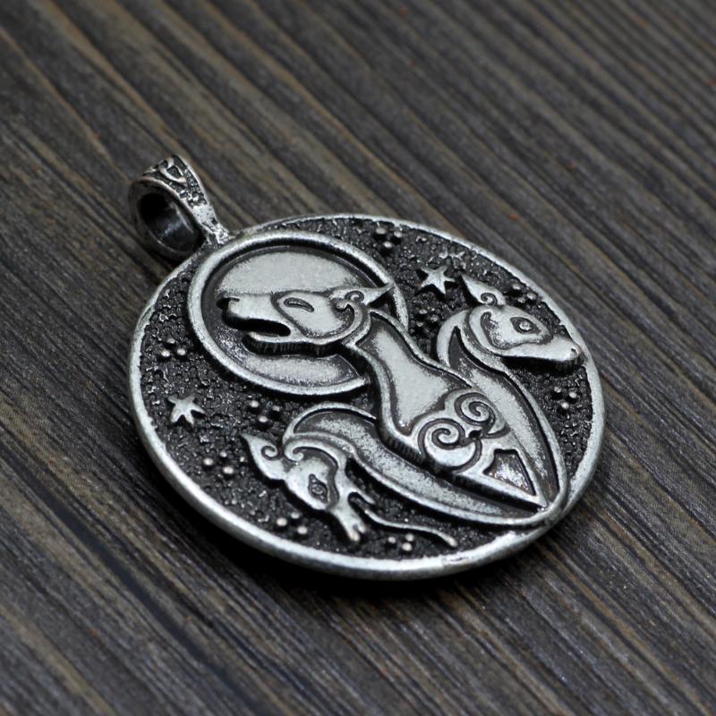 Collana vintage da uomo con ciondolo lupo vichingo