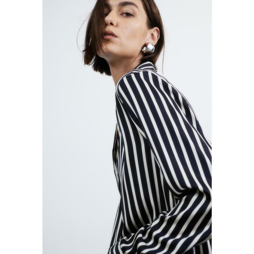

H&M Блузка с V-образным вырезом черная полоска 0939703090