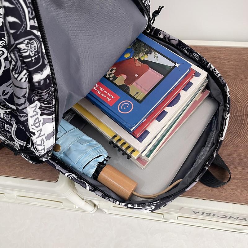 Middle School Students' Large Capacity School Bag Unisex Waterproof Backpack Graffiti Print Backpack