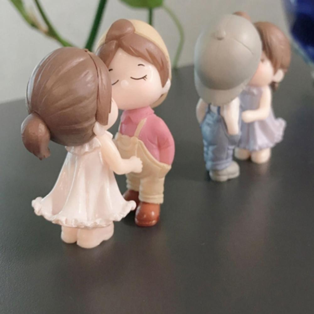 Couple Lovers Decorative Doll Figure 4-piece Set