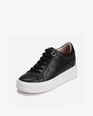 Simplet By Esquire Women Joy Quilting Sneakers Black