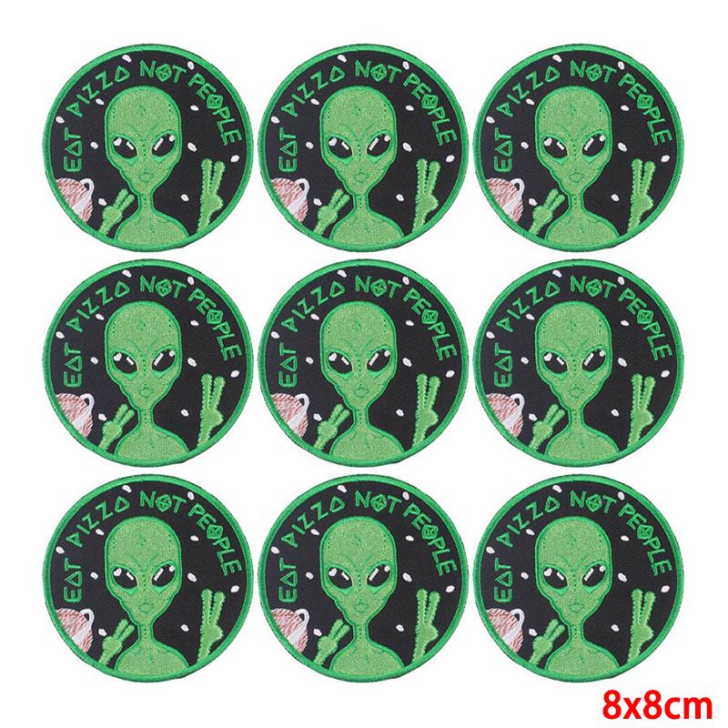 10 Pcs/lot Wholesale Embroidery Patch Iron On Patches For Clothing Patches On Clothes Jackets Decor Applique Sew Supplies
