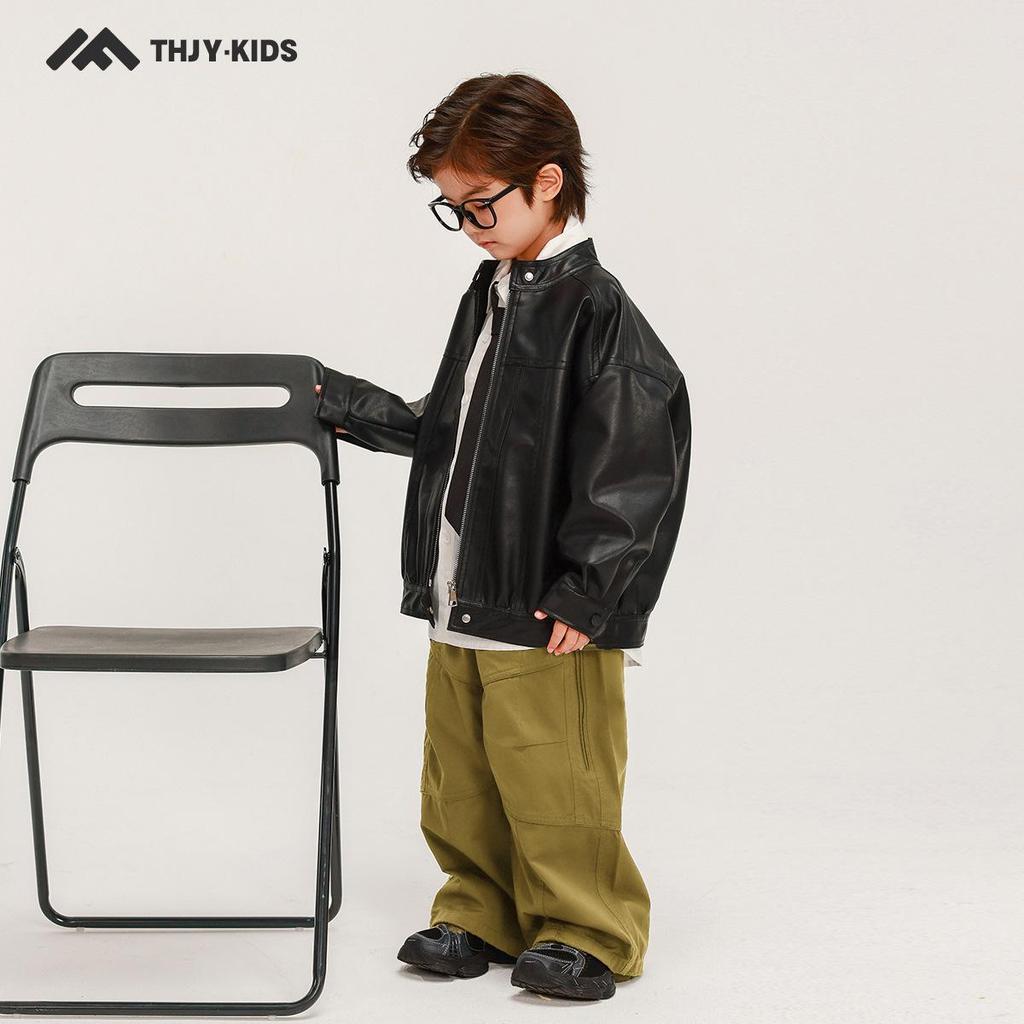 Märchenhafte Jungenleder-Herbstjacke 2025 - Stilvolle und coole Oberbekleidung für große Jungen