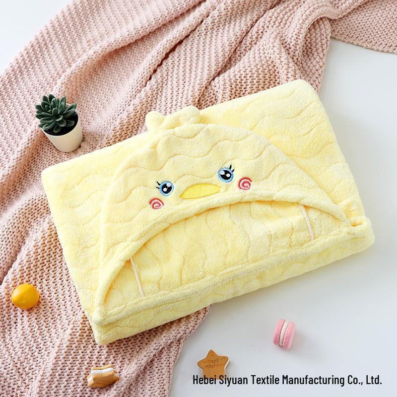 

Soft Absorbent Hooded Panda Bath Towel for Infants and Toddlers - Coral Fleece, Embroidered, Thick, Warm, Warp-Knitted Poncho Style