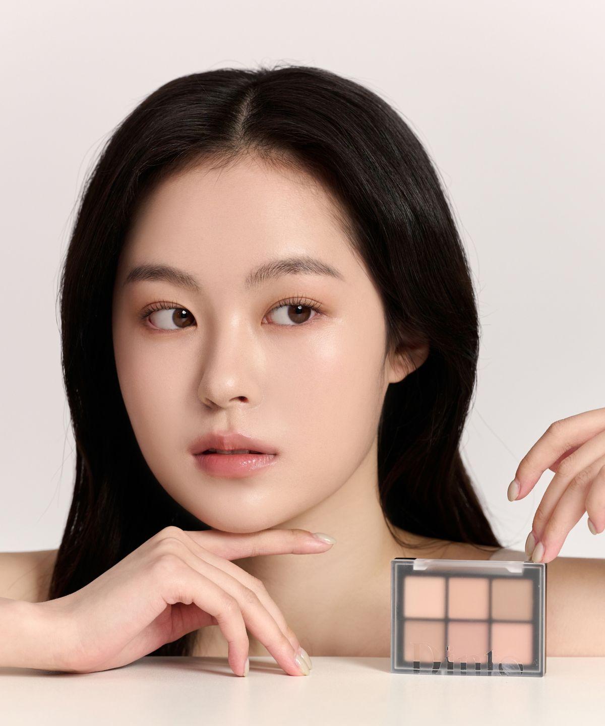 Blurred finish eyeshadow 702 Zelda Fitzgerald