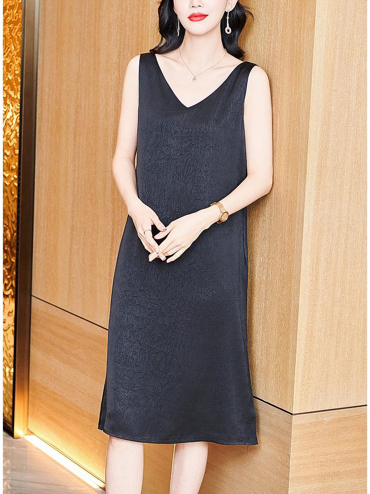 Damen Midikleid aus Satin mit V-Ausschnitt - Kollektion Frühjahr 2025