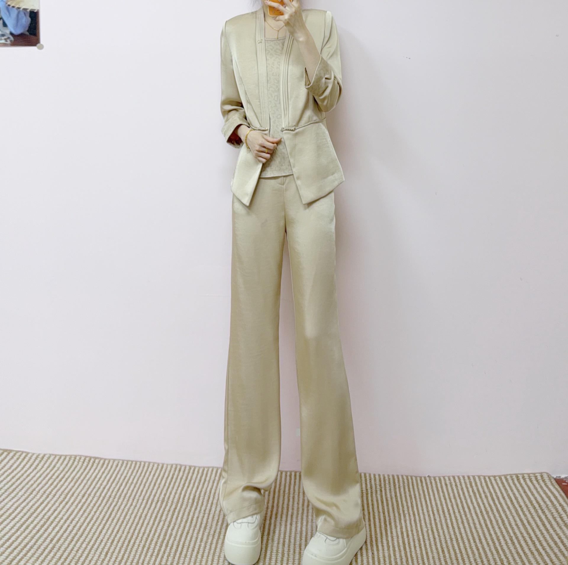 

2026 Korean Style Acetate Suit: Spring/Autumn Jacket, Vest & Drapey Straight-Leg Pants Set L (45-54 kg) шампанского