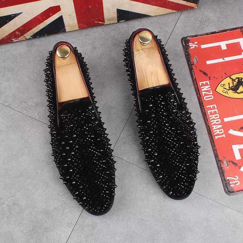 Fashion Personalized Foot Set Loafers Willow Spikes Men's Studded Leather Shoes Korean Hair Stylist Bean Shoes Handmade Dress Shoes A8