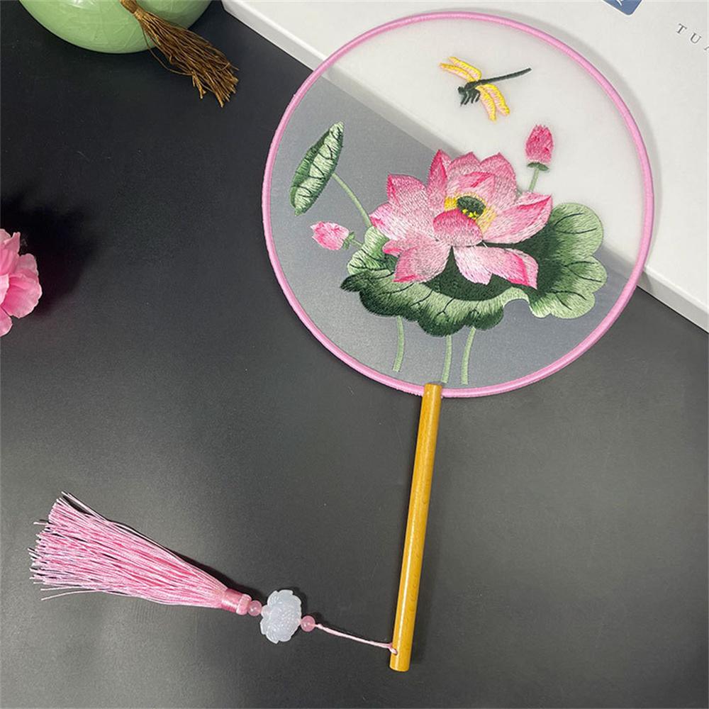 

Round Double Sided Embroidery Fan Chinese Style Wooden Handle Embroidery Round Fan with Pendant Handheld Flower Silk Fan