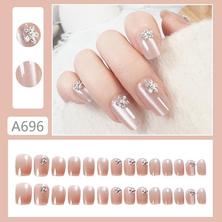 

A696-Chasing Light: Cat Eye Photochromic Small Flower Fake Nails Glue Model