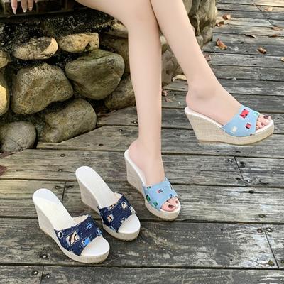 Fashion FashionableSlope Heel Thick Sole Sandals Are Comfortable Beautiful and Versatile Elegant High Heel Women's Shoes Summer Slippers