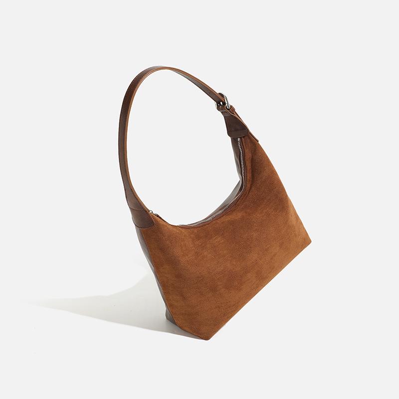 Women's Large Capacity Frosted Retro Shoulder & Crossbody Bucket Bag - Versatile for Autumn/Winter 2024