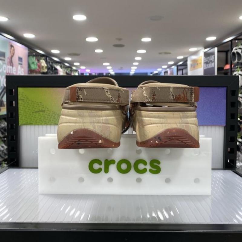 Crocs Hiker Xscape Clogs 209643 2q9