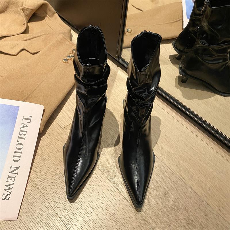 

Осень/Зима Британские Заостренные Полусапожки на Тонком Каблуке с Молнией Сзади Французские Полусапожки 35-39 Низкий Каблук 3см Женская Обувь 39 чёрный