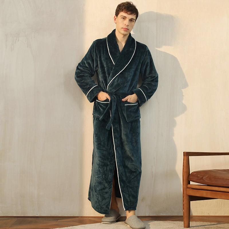 Men's Shawl Collar Robes Full Length Fleece Plush Bathrobes Soft Spa House Coat with Pockets Fluffy Spa Robes Winter Warm Flannel Long Robe for Men