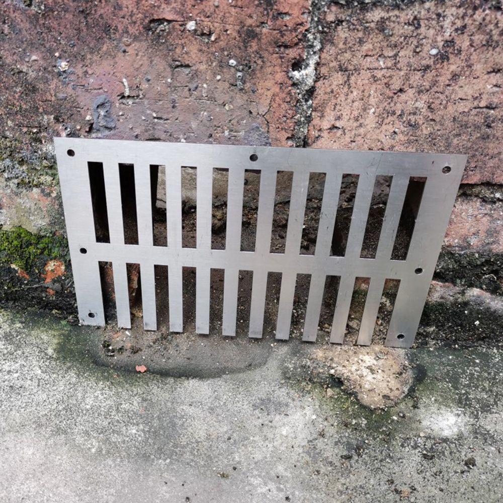 Strainer Deodorant Plug Floor Drain Downpipe Plug Cap Leaf Protection Drains Cover Pipe Grid Mesh
