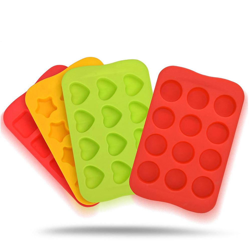 Silicone Ice Cube Tray 12-Cavity Heart-Shaped Mold for Ice Chocolate Candy Making Kitchen Accessories Red Chocolate Mold
