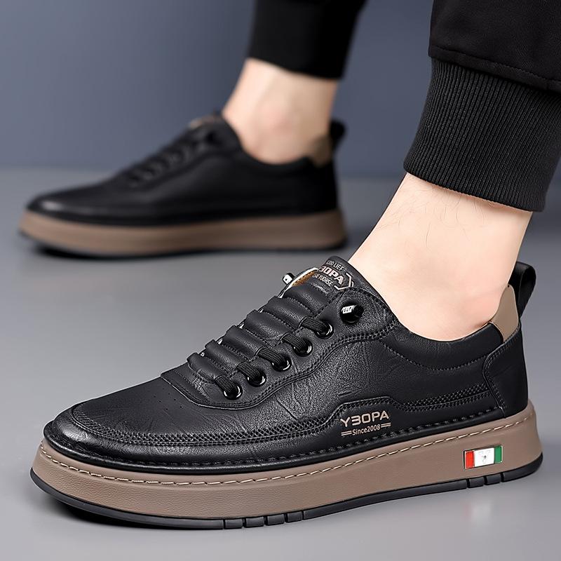 Men's shoes autumn new board shoes casual fashion trend breathable foot cover soft sole men one pedal board shoes one generation