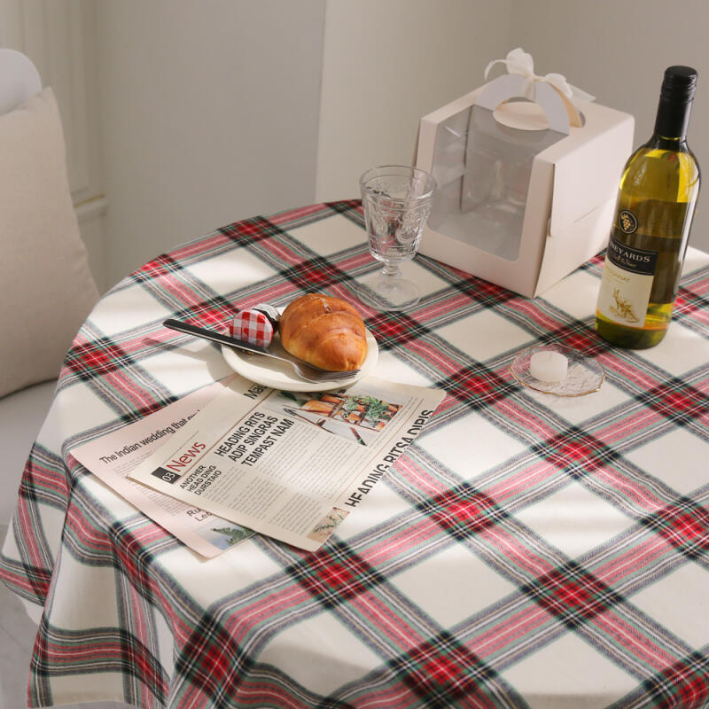 

Holly Check Tablecloth (4 sizes, 2 colors)